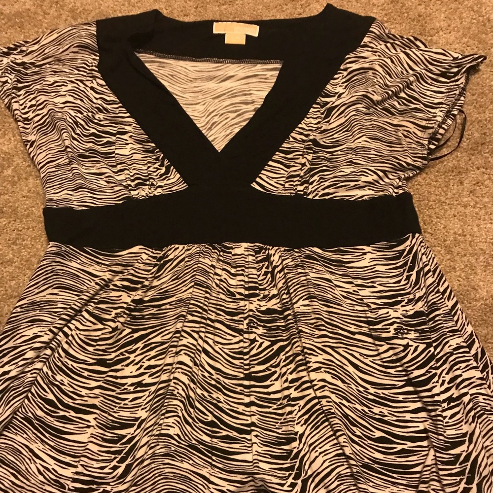 Michael Kors short sleeve blouse